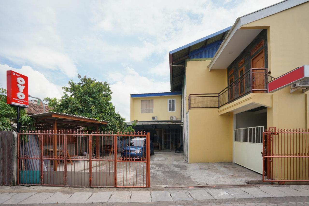Oyo 2656 Az Zahra Residence Syariah Surabaya Exterior photo